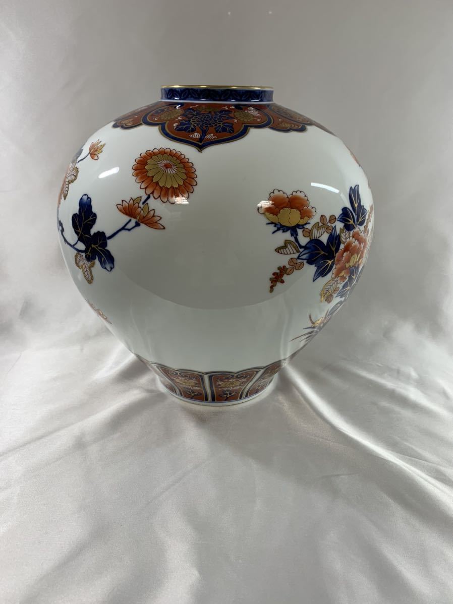 【送料無料】有田焼 哲山作 陶器 陶磁器 工芸品 花瓶 花入 花器 焼物 置物 壷 つぼ 銘あり _画像3