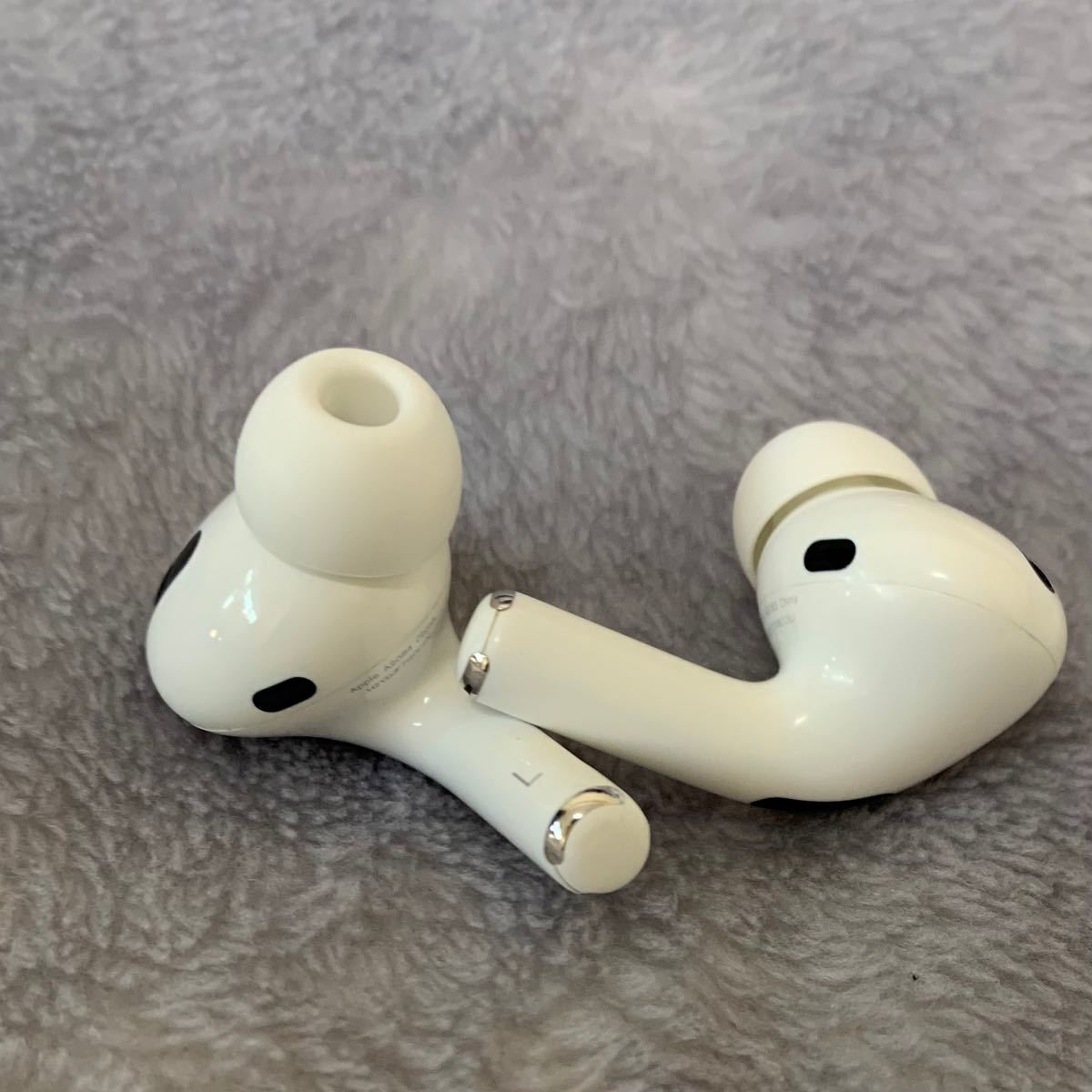 AirPods pro ワイヤレスイヤホン 両耳のみ 国内正規品 エアーポッズ純正品