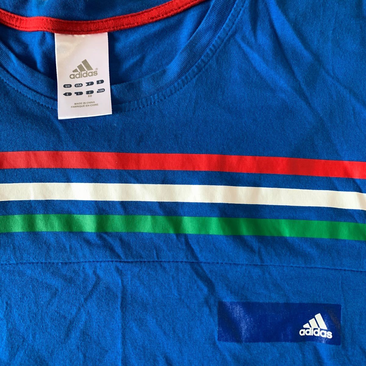 adidas Tシャツ　ブルー　青色　イタリア 半袖Tシャツ　スポーツ