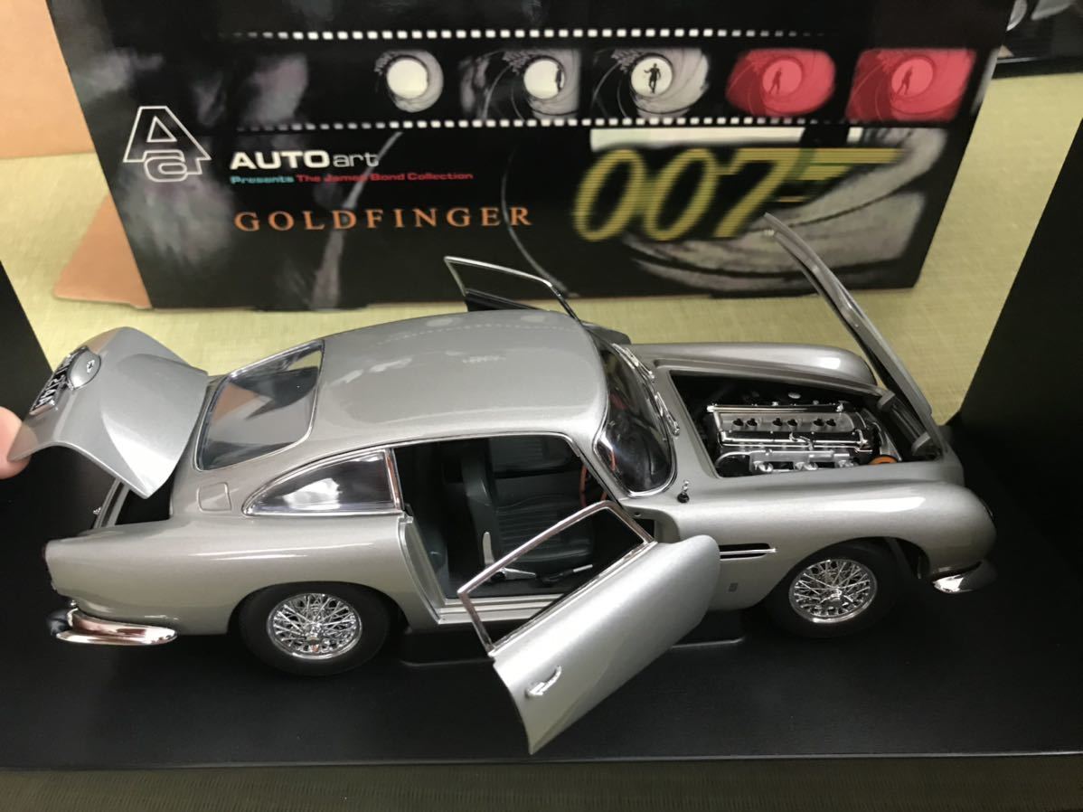 オートアート Autoart アストンマーチンDB5 007ボンドカー ゴールド