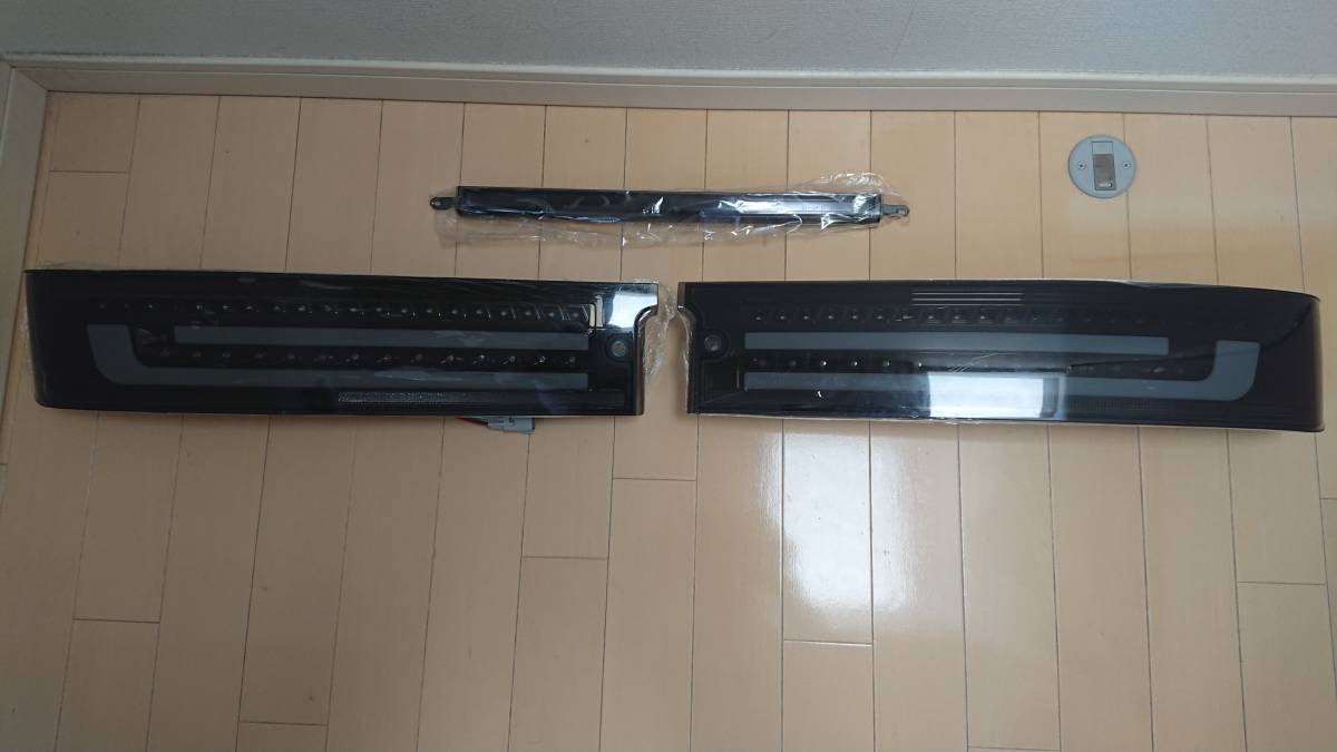 DAIHATSU アトレーワゴン(前期//中期) オール LED テールランプ REIZ