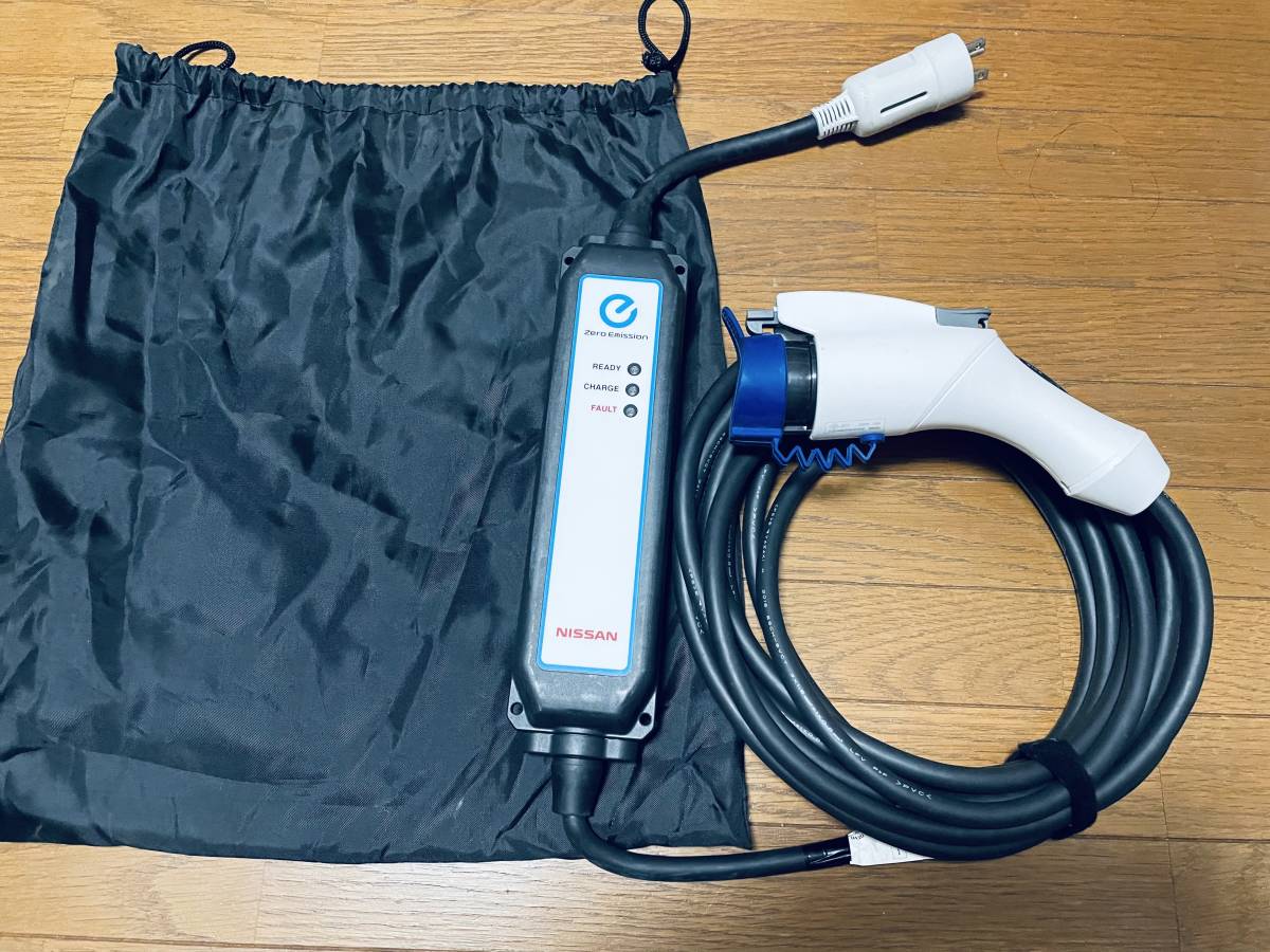 日産リーフ充電ケーブル 3NK5E 収納袋付 ④ | centraldeadubos.com.br