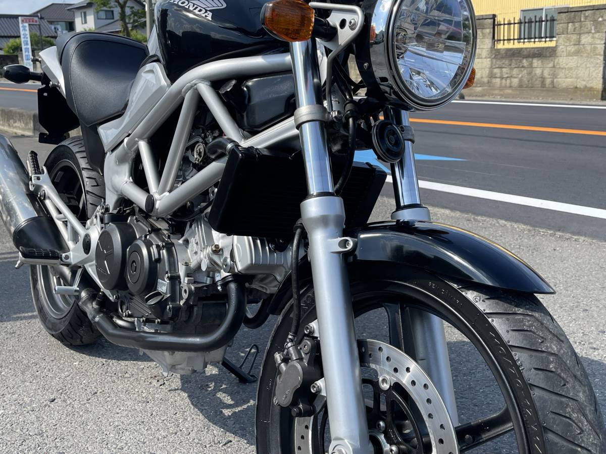 「ホンダ　VTR２５０　後期　MC33　FI　インジェクション　黒　バイク　ネイキッド　ツーリング　水戸　茨城　関東」の画像3