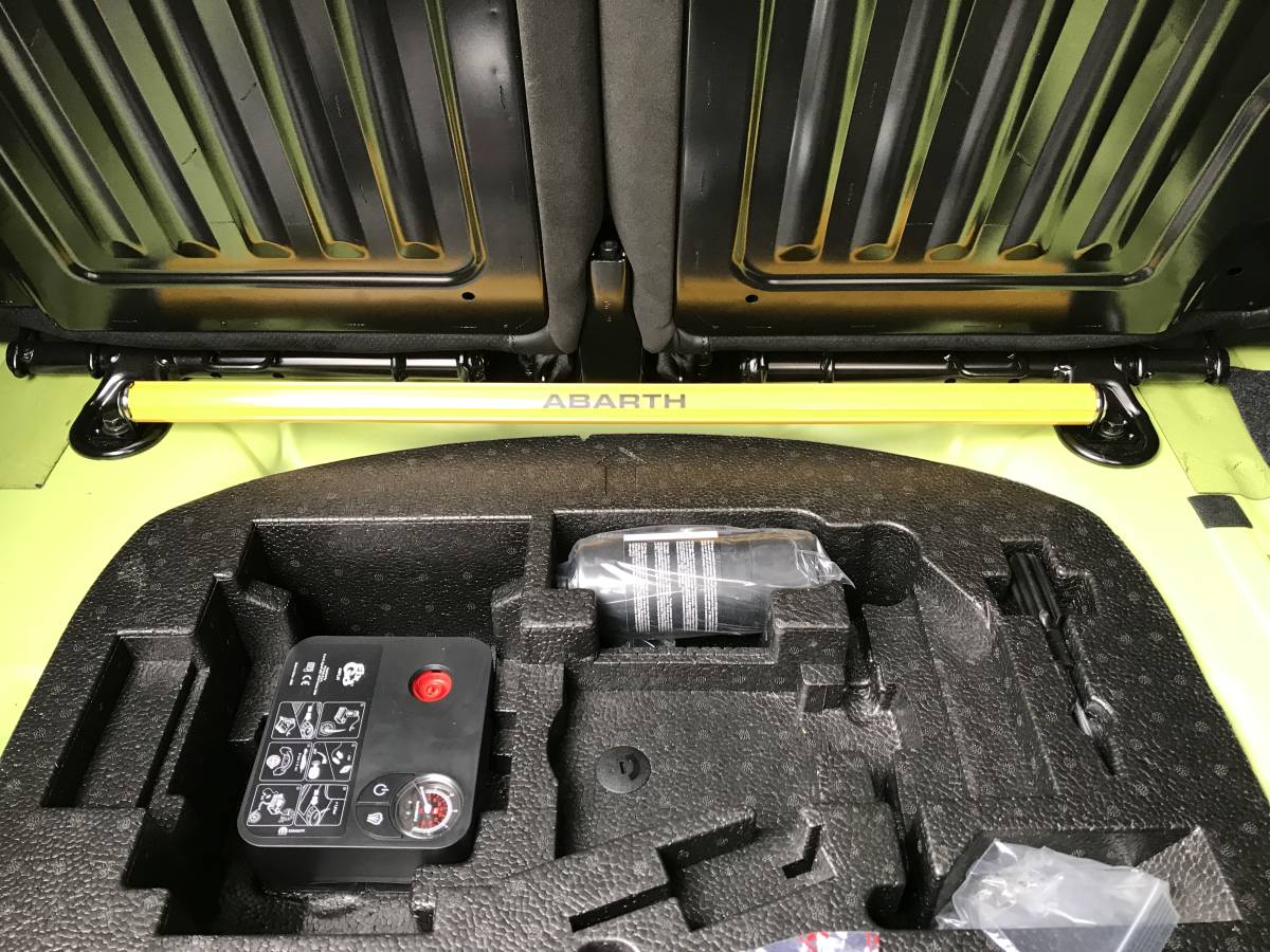 DIY製作 アルミ製イエロー アバルト 500 595 トランクブレースバー、後部座席下補強バー 3