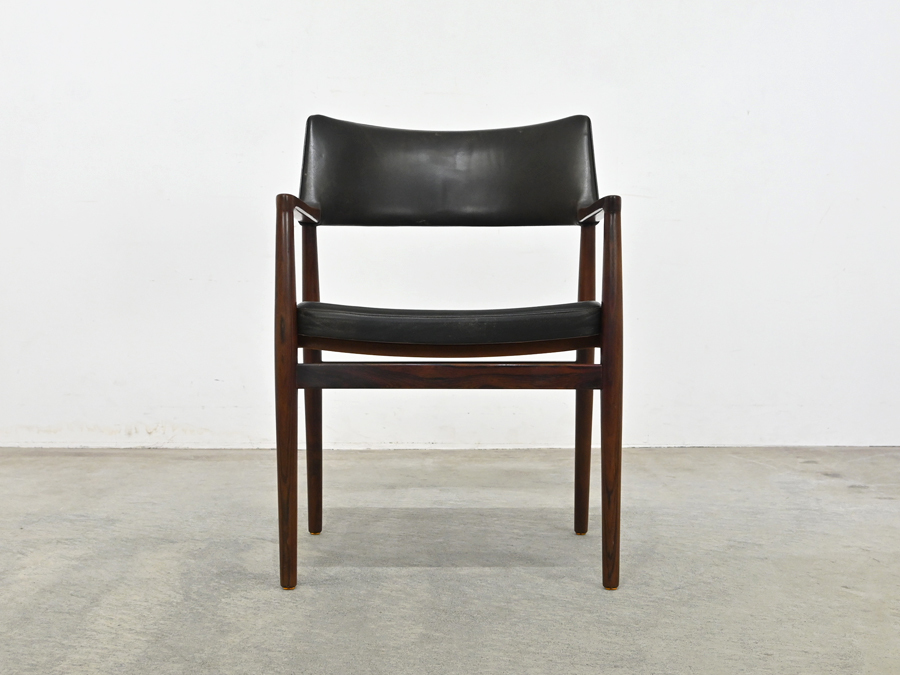 デンマーク Soro Stolefabrik “Model 43” Erik Wortz 本革×ローズ