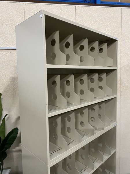 綺麗【高園産業 SOLNO カルテラック 棚 キャビネット 調剤薬局 病院
