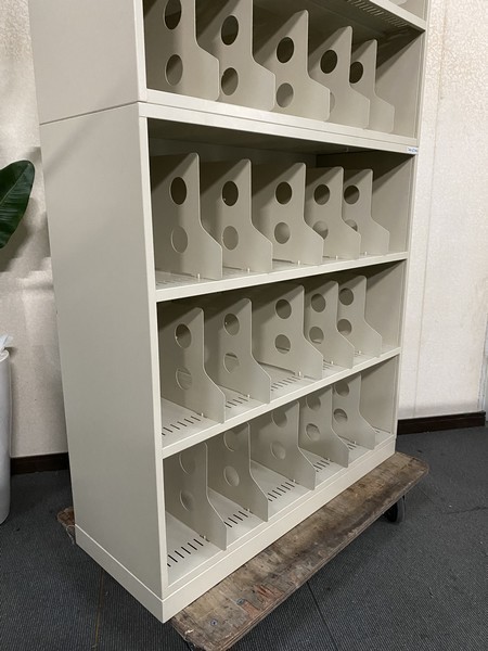 綺麗【高園産業 SOLNO カルテラック 棚 キャビネット 調剤薬局 綺麗【高園産業 SOLNO カルテラック 棚 キャビネット 調剤薬局