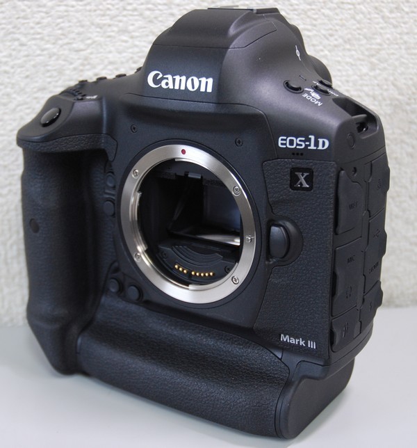 ☆展示品級【 キャノン / CANON デジタル一眼レフカメラEOS-1DX Mark3m