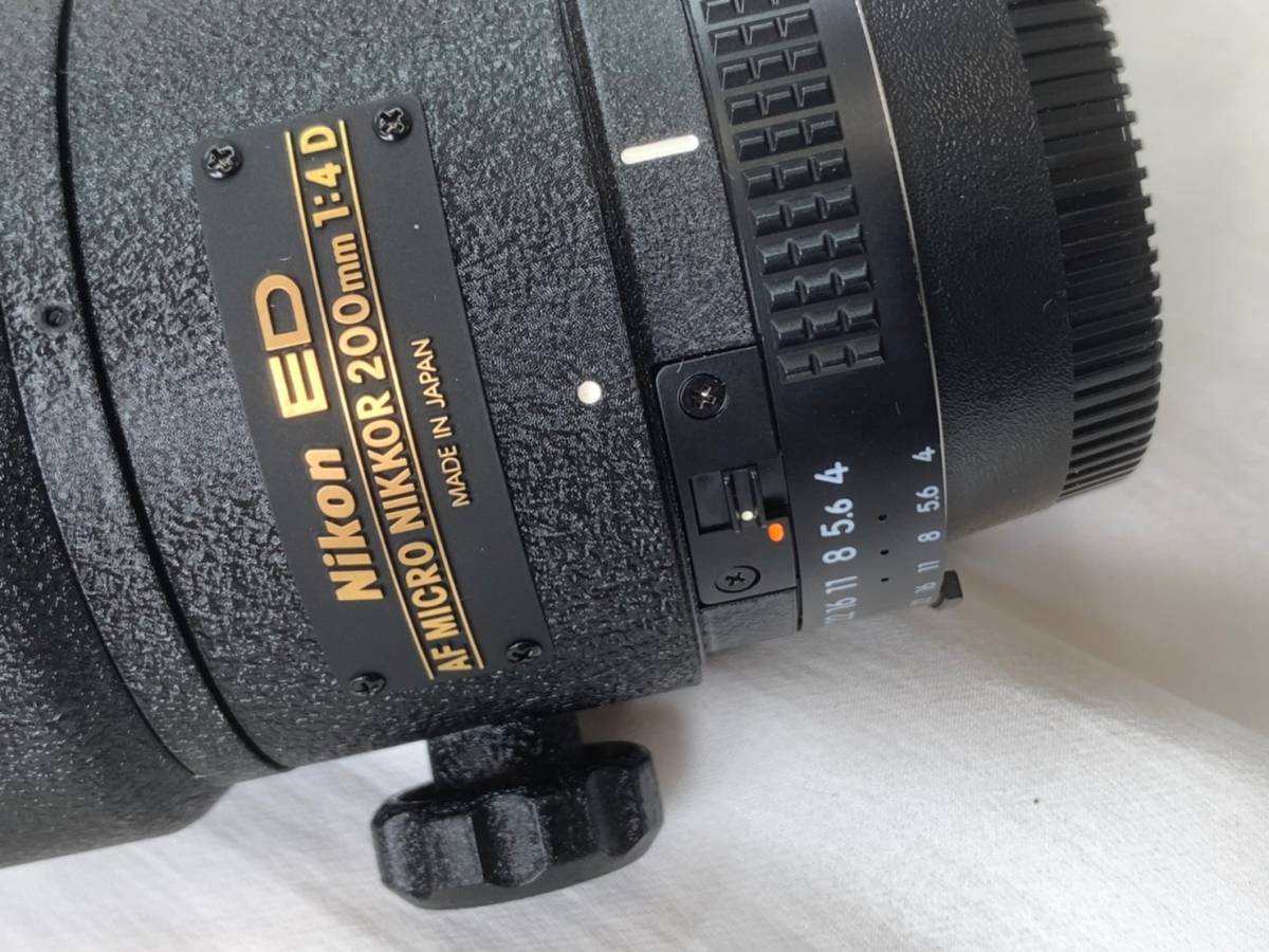 □1032080/ Nicon Ai AF MICRO NIKKOR 200mm F4D IF-ED ニコン 望遠マイクロレンズ 極美品 外箱傷みあり_画像9