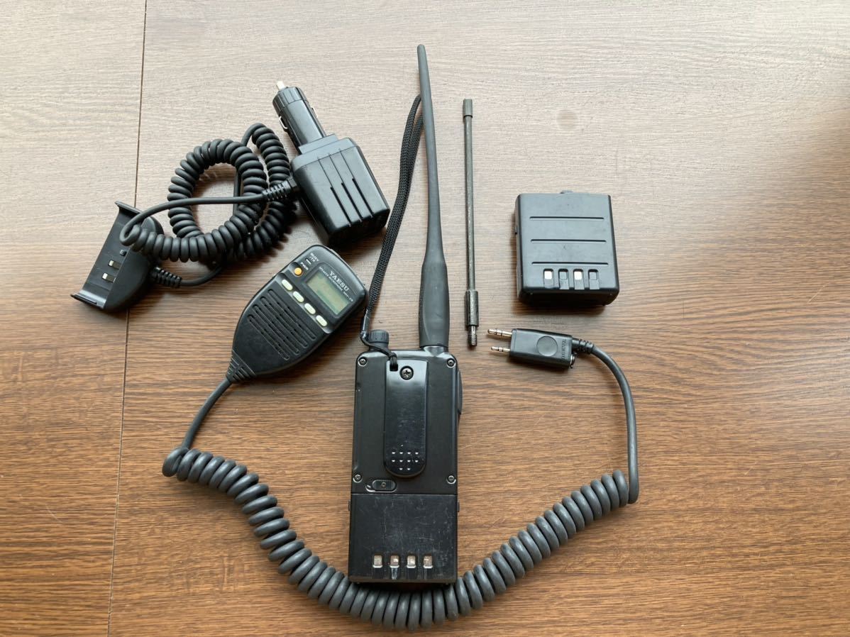 YAESU 無線機 FT-51 通電確認済 アマチュア無線 YAESU 無線機 FT-51 通電確認済 アマチュア無線