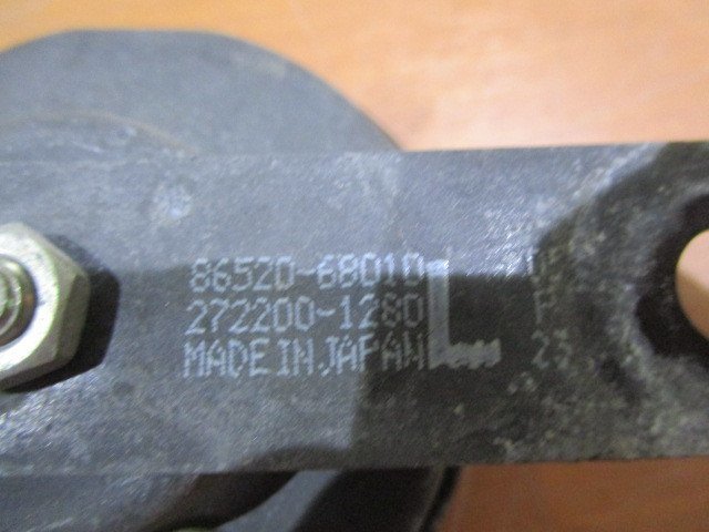 [ large price decline / last liquidation ] operation OK used * Toyota original 10 series aqua *DENO DENSO horn *86520-68010 ND012* original return and so on * postage 520 jpy * immediate payment 