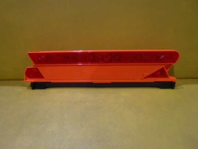 [ large price decline / last liquidation ] beautiful goods * Isuzu original CAT EYE ΔSIGN cat I Delta autograph * triangle stop display board *RR-1900/1-88408992-4* daytime nighttime combined use type 