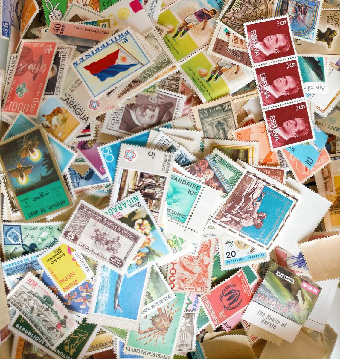 外国切手　未使用　いろいろまとめて　384g_画像6