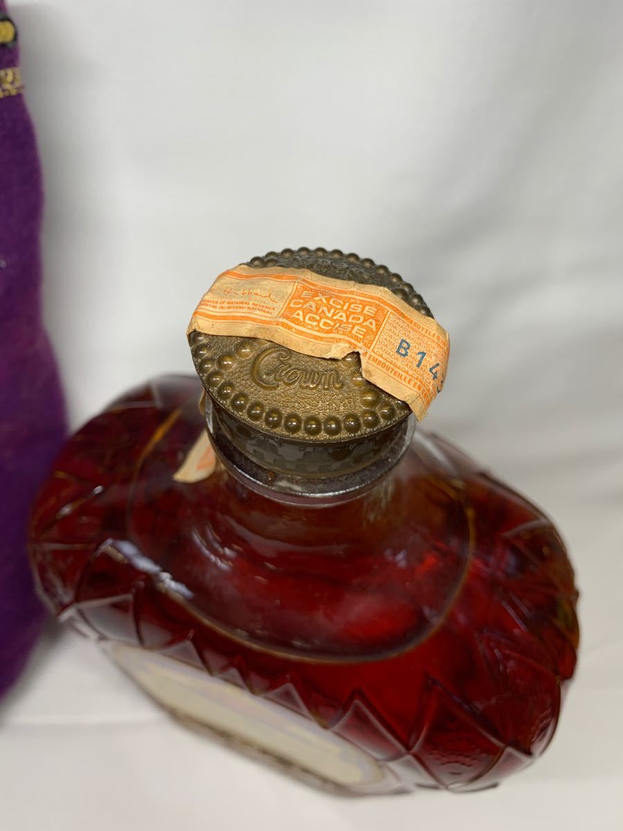 クラウンローヤル40度 750ml 1979年物 古酒 未開封 クラウン クラウンローヤル40度 750ml 1979年物 古酒 未開封 クラウン
