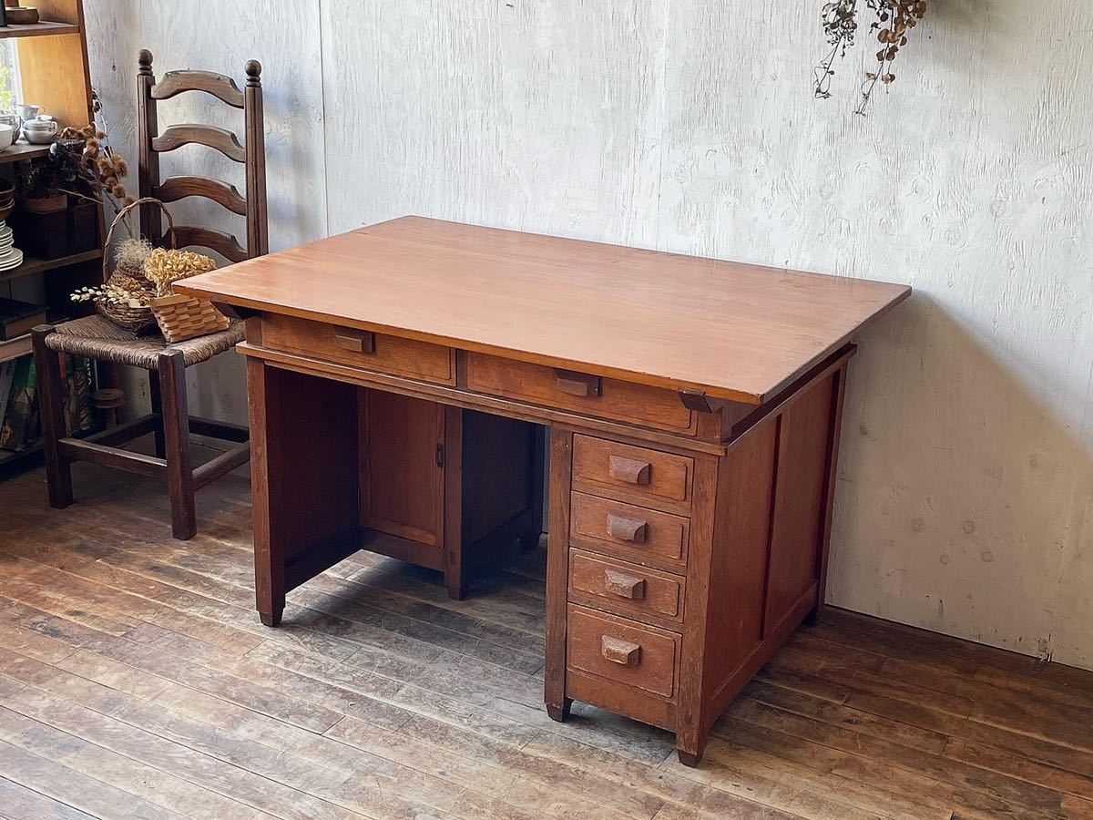 50％割引売れ筋商品 古い木製の机□アンティークデスク□両袖机 書斎机 