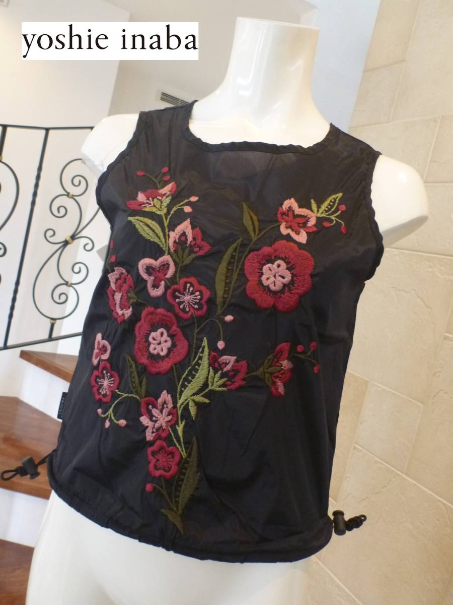 美品 yoshie inaba | ヨシエイナバ ★黒×豪華刺繍 花柄 トップス 9 M相当