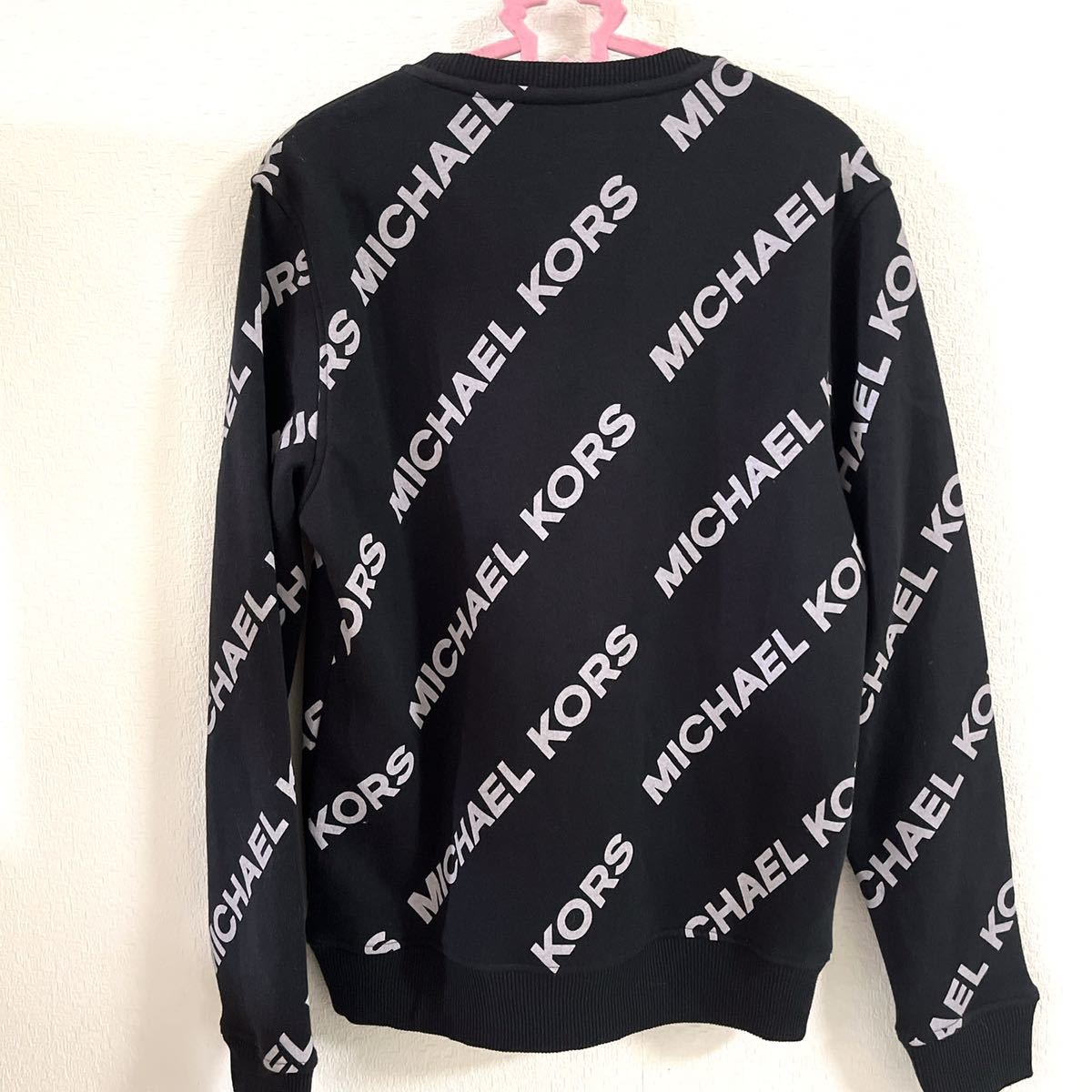 メンズ 激レア 新品 MICHAEL KORSマイケルコース MKロゴ 総柄 トレーナー 正規品 男女兼用 スウェット パーカー 正規品 ブランド 裏起毛