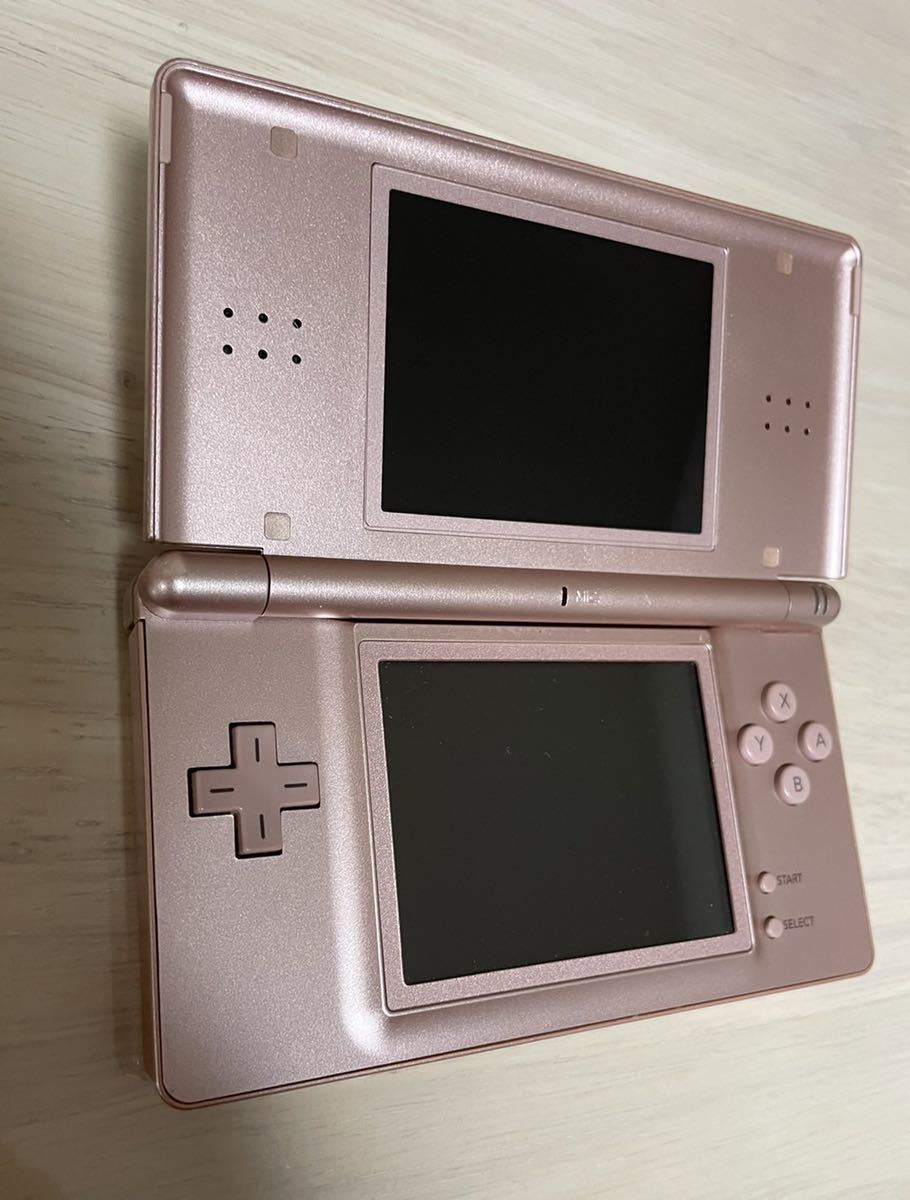 【美品】ニンテンドーDS Lite メタリックロゼ 本体 タッチペン 充電器付き