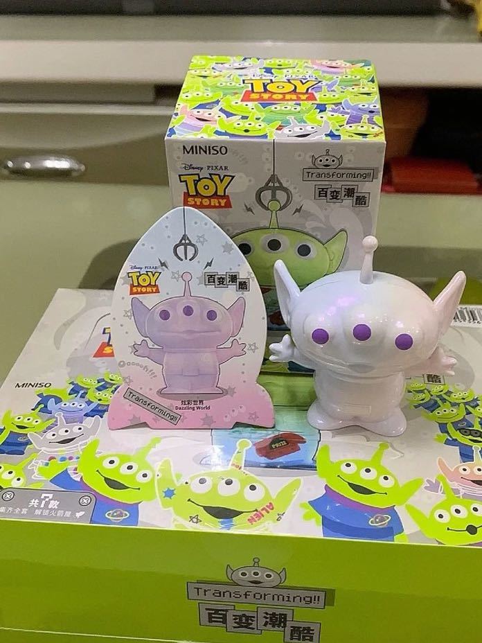 MINISO海外限定正規品 ディズニー トイストリ― エイリアン フィギュア