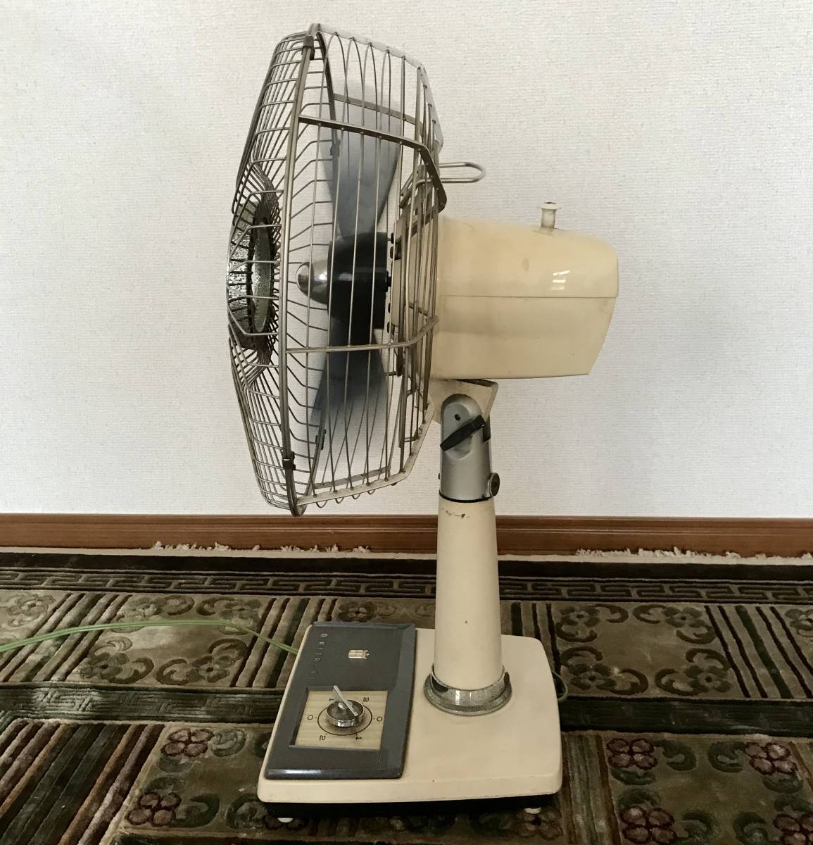 昭和レトロ 扇風機 日立 元箱付 Yahoo!オークション - 昭和レトロ ビンテージ 日立 扇風機 D-688