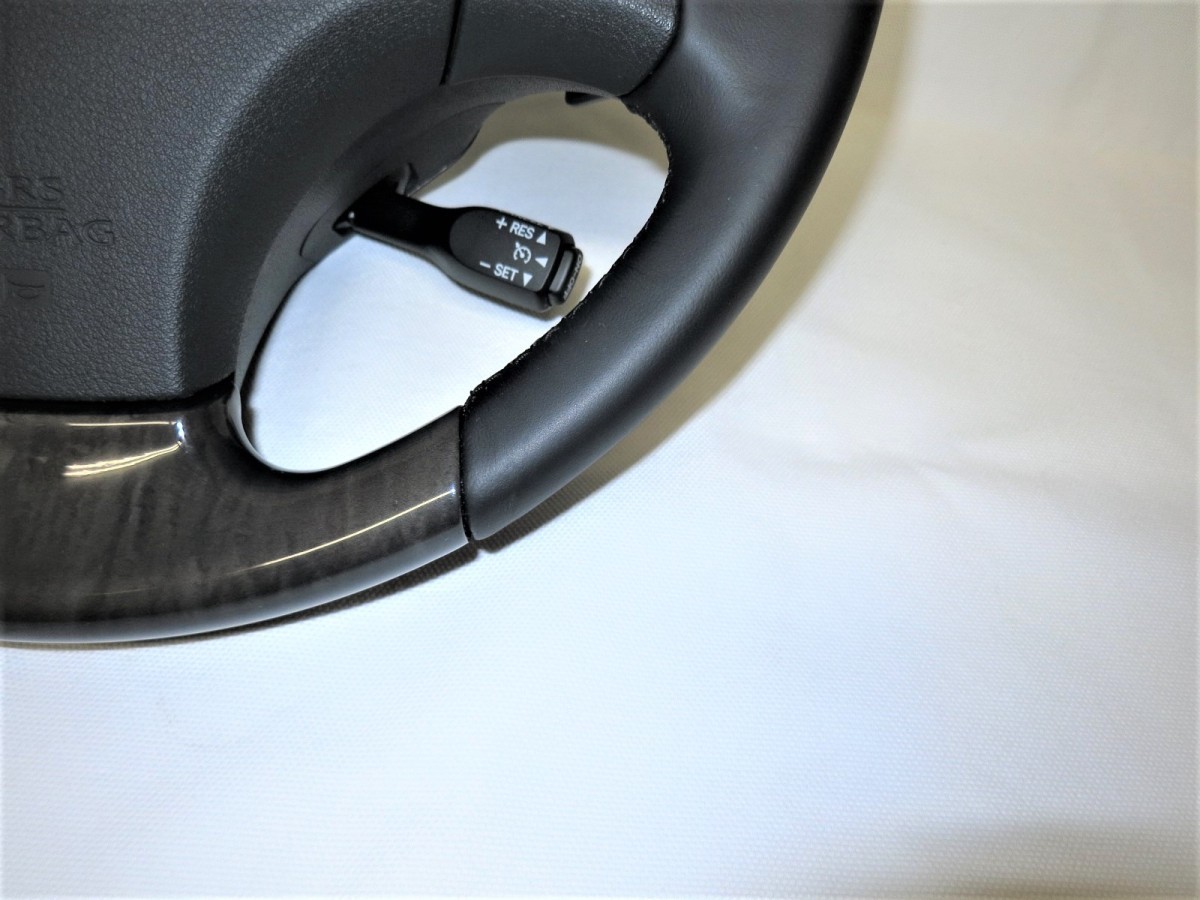  beautiful goods! Paddle Shift attaching! IS GSE20 Lexus original black tree wooden steering wheel steering wheel airbag air bag cover control number (W-2993)