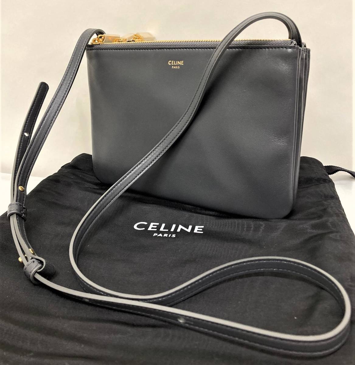 新品 未使用 CELINE TRIO セリーヌトリオ ショルダーバック GREY