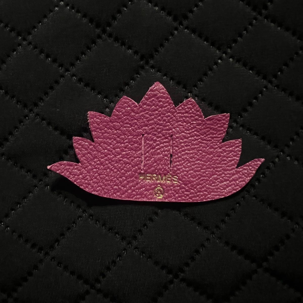 HERMES エルメス プティアッシュ おまけ 蓮の花 睡蓮 紫系 HERMES エルメス プティアッシュ おまけ 蓮の花 睡蓮 紫系