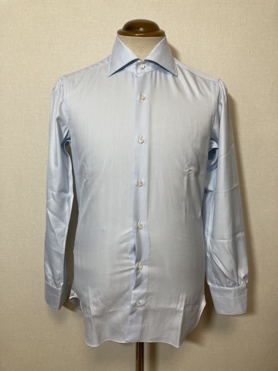 新品　ヴィシーナポリ/VCNapori（伊）　８箇所手縫いハンドメイドシャツ３７　薄い水色ヘリンボーン　定価４．１万円_画像2