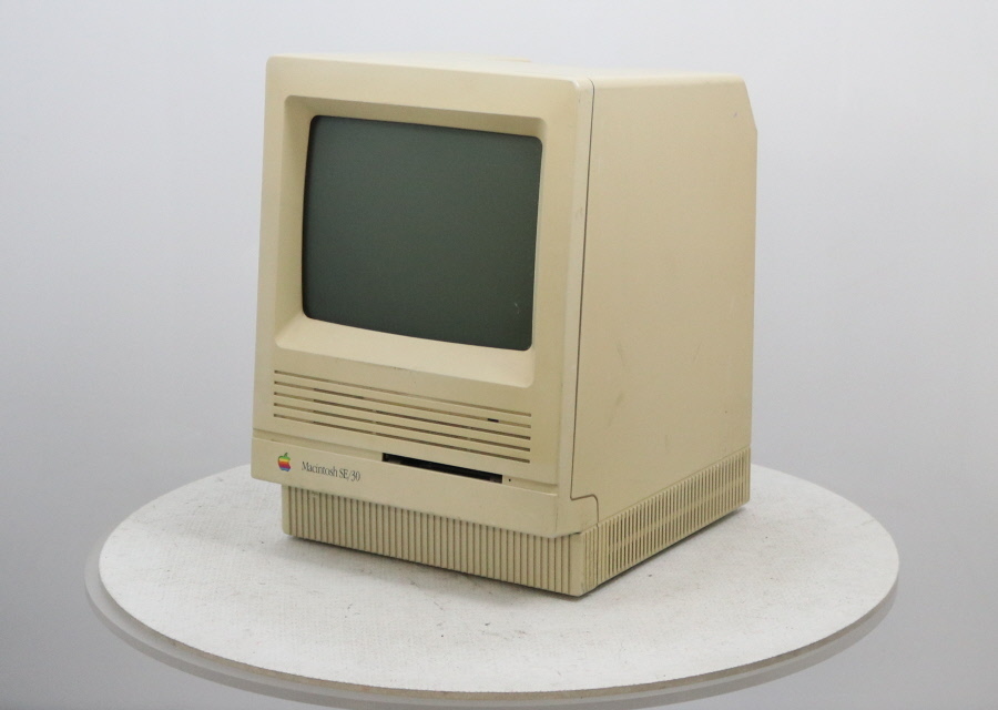 Apple M5119 Macintosh SE/30 旧型PC□現状品 www.esole.eu