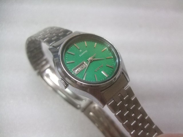 新品セイコーアルバレディースクオーツ腕時計定価18000円動品　U090_画像5