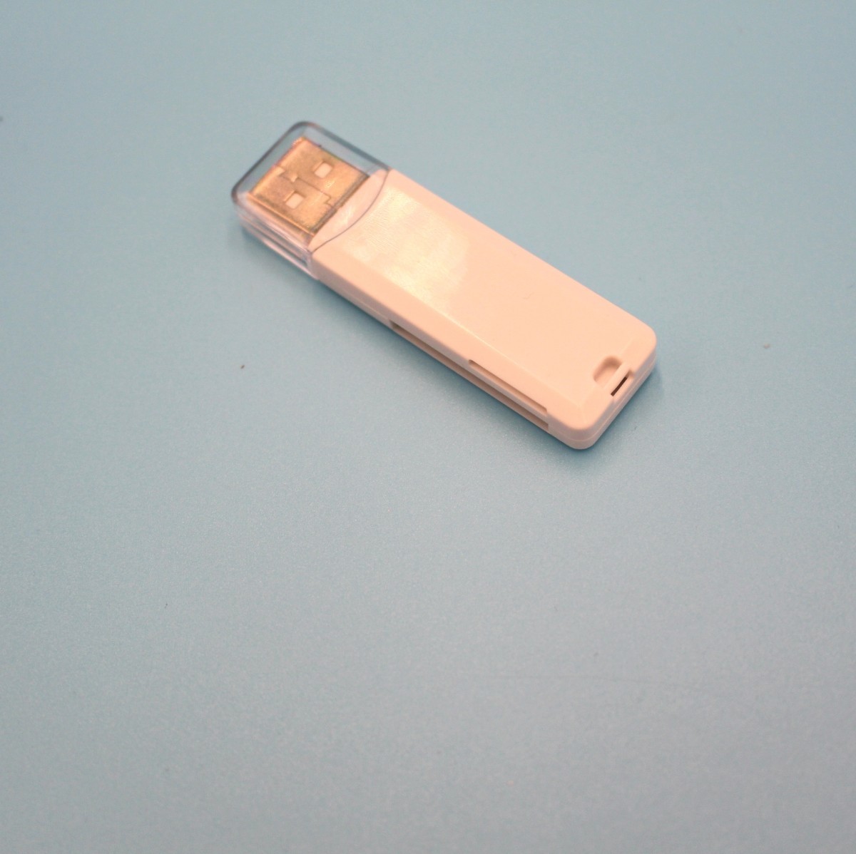 白色USB 2.0高速データ転送超小型２スロット拡張カードリーダーユニバーサルSD / TFメモリーカードオールインワン