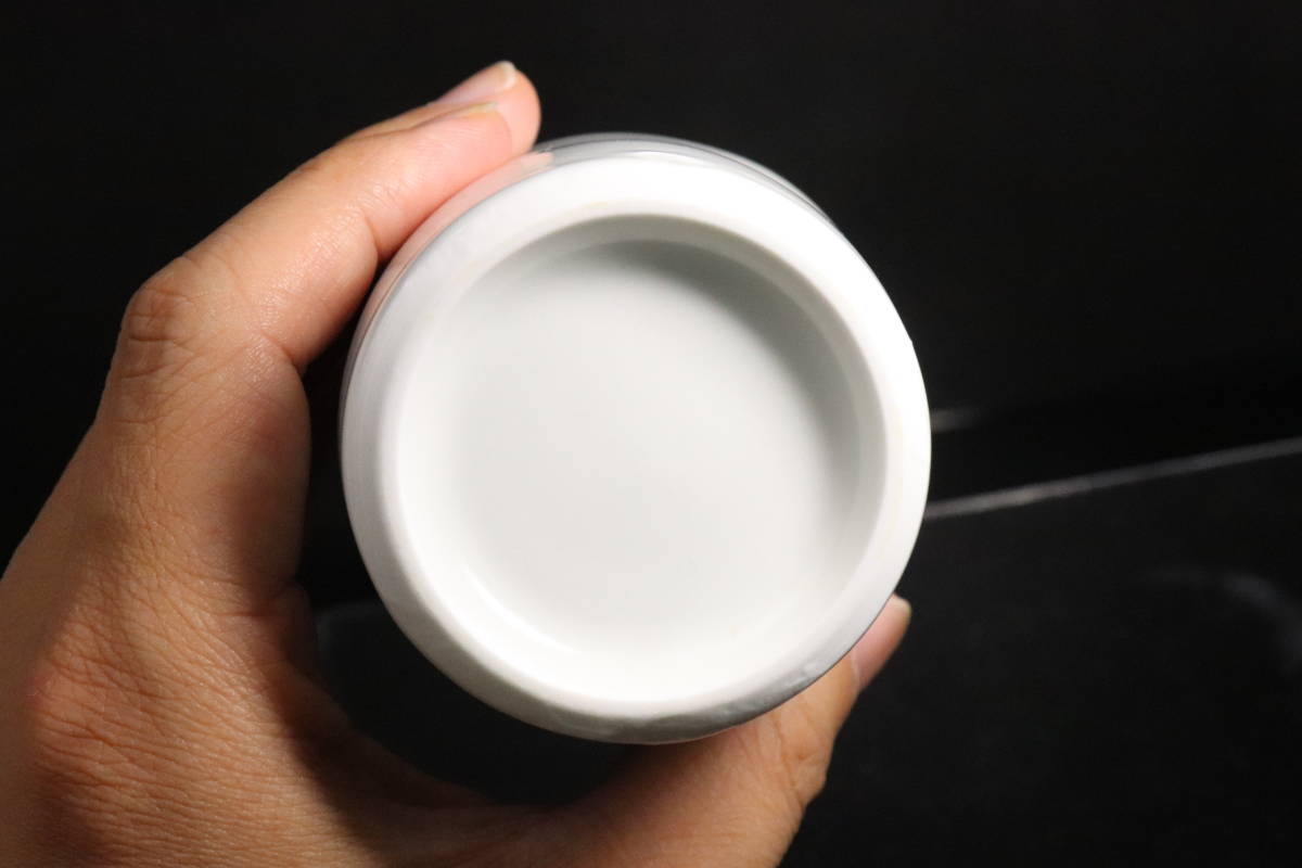 hiro】オシャレな酒器!! 無二の白磁を生んだ巨匠! 黒田 泰蔵 作