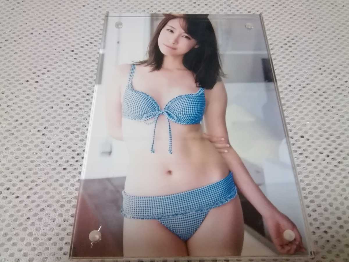 新井絵理那 フリーアナウンサー　ビキニ水着写真#_画像1