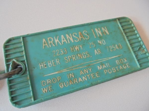 ビンテージ・モーテルタグ・キーホルダー・タグ/ARKANSAS INN 17 ・ヒーバースプリングス・アーカンソー州_画像2