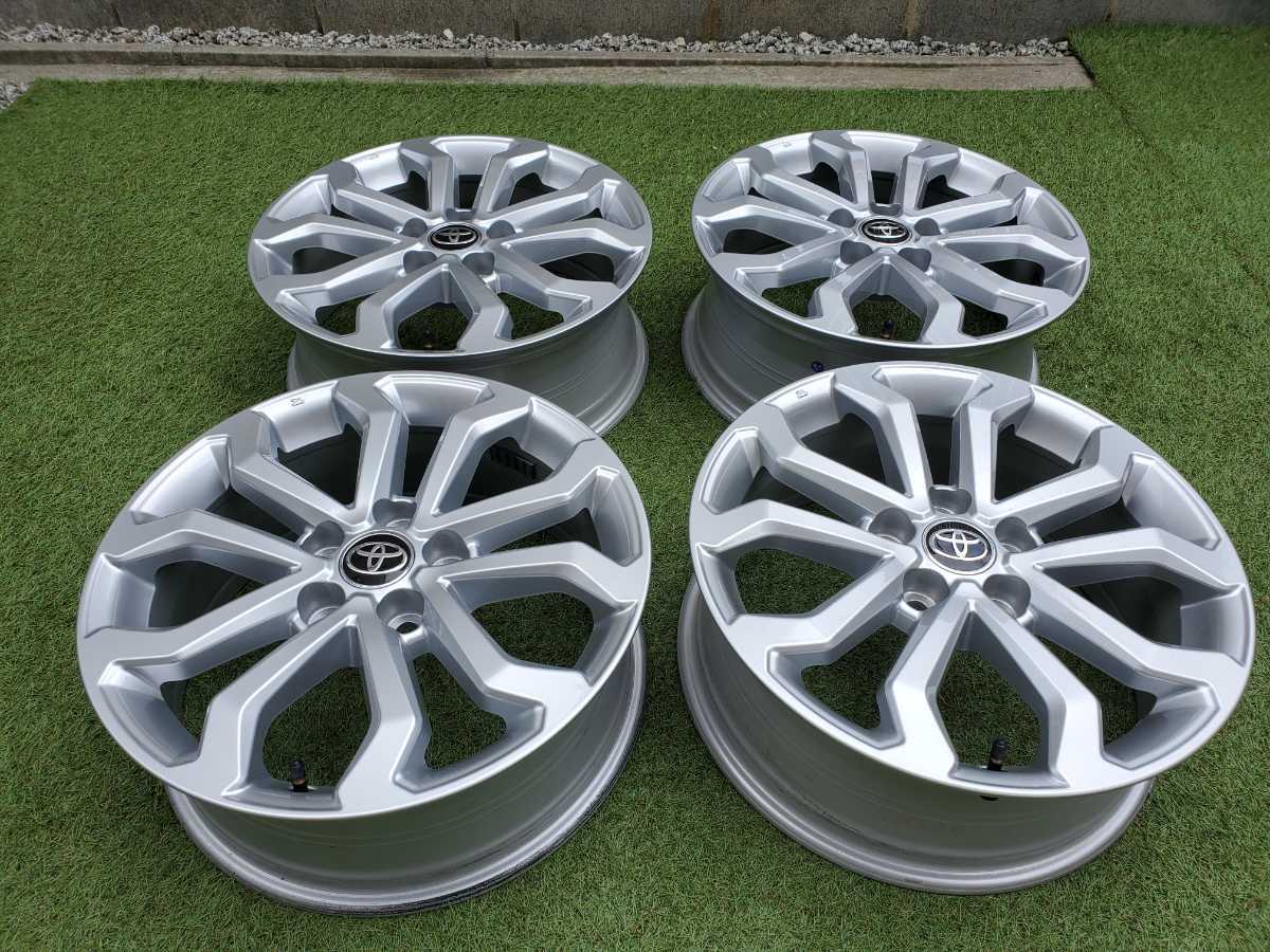 トヨタ純正 215 60R17 カローラクロス Sグレード 新車外し - ホイール トヨタ純正 215 60R17 カローラクロス Sグレード 新車外し - ホイール