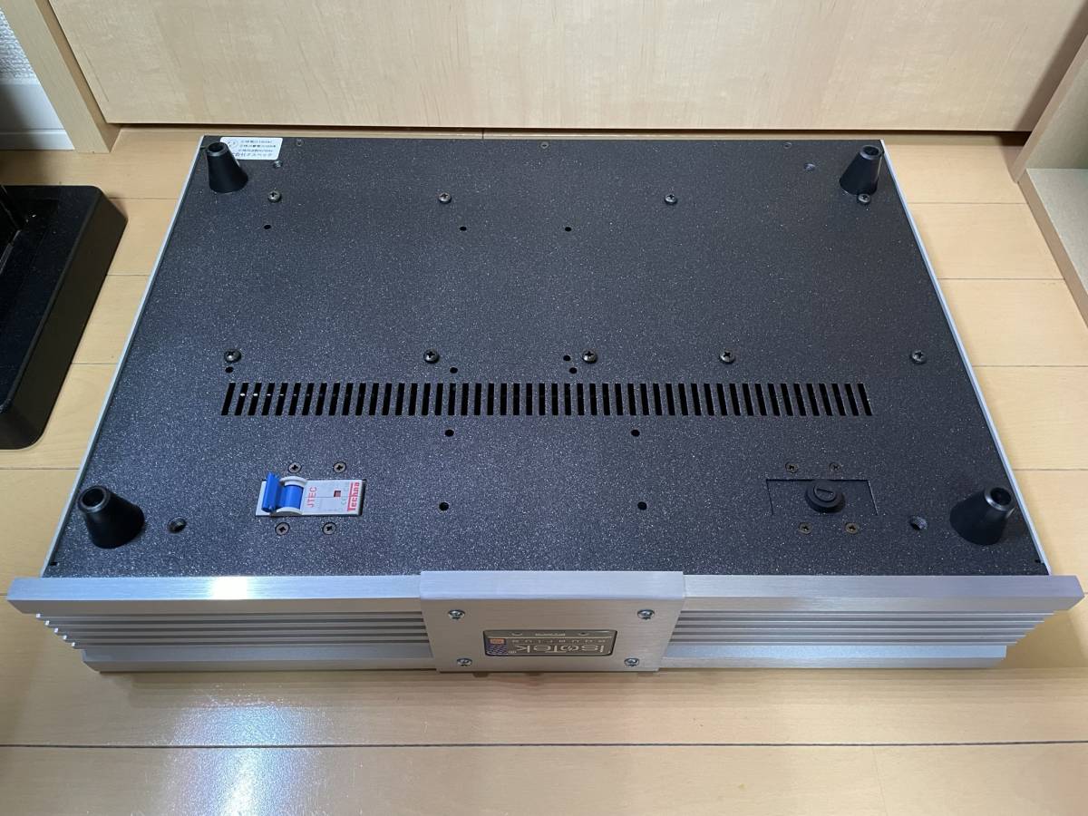 IsoTek パワーコンディショナー EVO3 AQUARIUS (中古) IsoTek パワーコンディショナー EVO3 AQUARIUS (中古)
