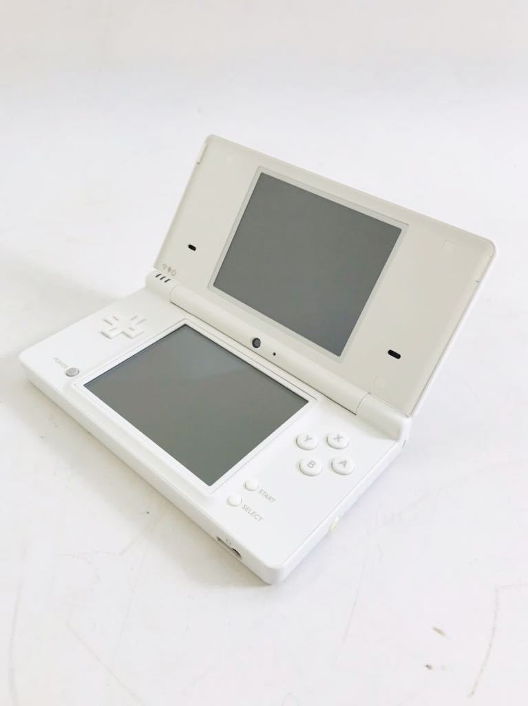 441)Nintendo ニンテンドーDS i ホワイト　箱付　付属品 通電確認済み　1円〜_画像3