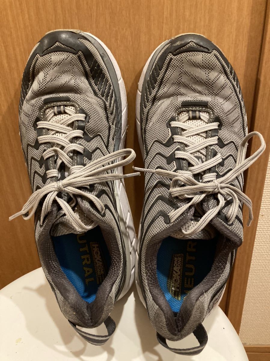 ホカオネオネ　HOKA ONEONE M CLIFTON4 WIDE クリフトン4 ワイド　グレー　灰色　26センチ_画像2