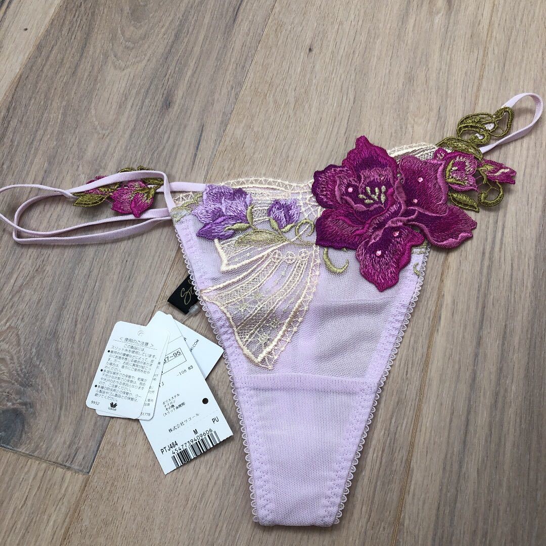 サルート オーラ、大女優 Tバックショーツ 、ソング 新品タグつき