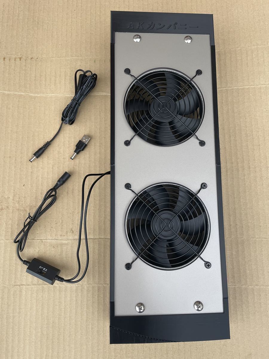 ハイエース200系専用設計 換気ファン 運転席側スライド小窓 ハイエース200系専用設計 換気ファン 運転席側スライド小窓