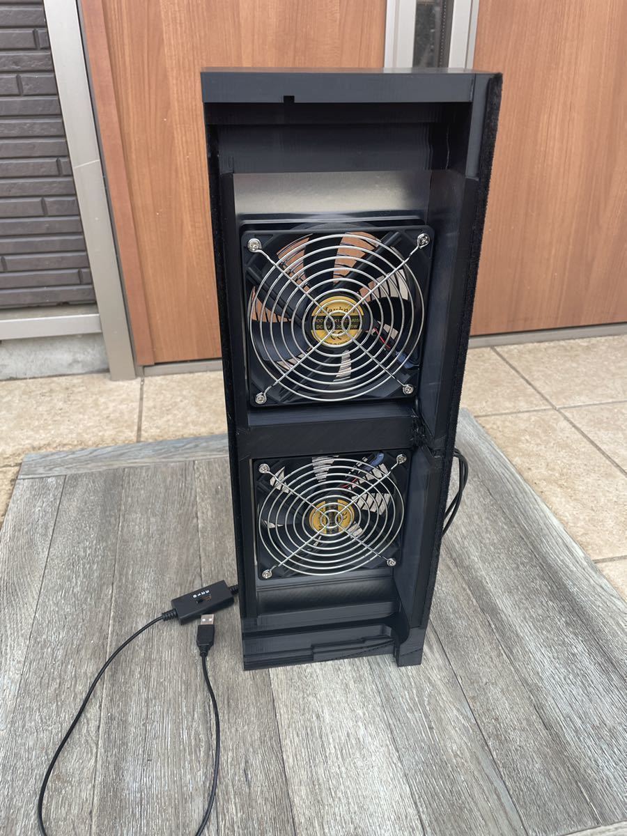ハイエース200系専用設計 換気ファン 運転席側スライド小窓 ハイエース200系専用設計 換気ファン 運転席側スライド小窓