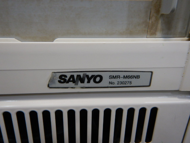2012年製 サンヨー SMR-M66NB 冷蔵ショーケース 棚1段 112L W60D45H108cm 56kg 中ビン66本 上部塗装パナソニック_画像4