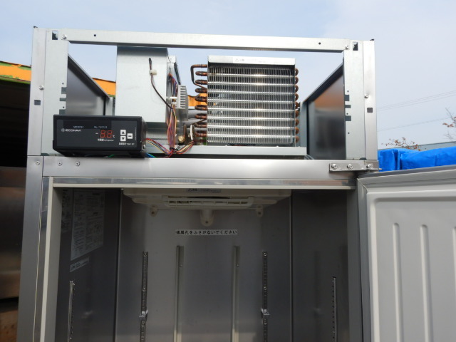 (西濃営業所止め)2017年製 パナソニック SRR-K761 2ドア 縦型 冷蔵庫 490L W745D650H1950ｍm 100V 81kg_画像2