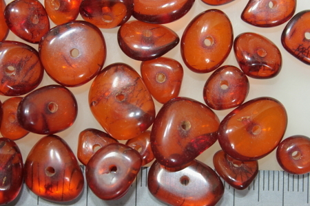  natural amber 20 gram ( penetrate hole material )②