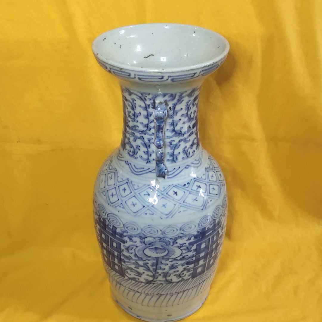 超歓迎通販 ヤフオク! - 中国骨董 染付け 双耳花瓶 清時代 アンティーク ... 特価超歓迎
