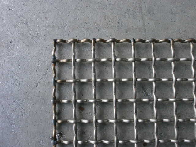焼 網 ・１５m/m目 × 線径２．０φ ステンクリンプ金網 の画像3