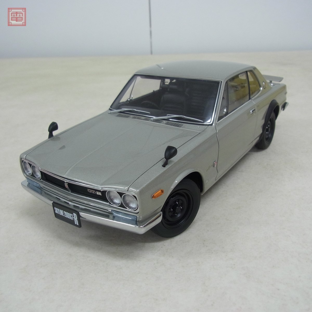 オートアート 1/18 ニッサン スカイライン 2000GT-R KPGC10 シルバー