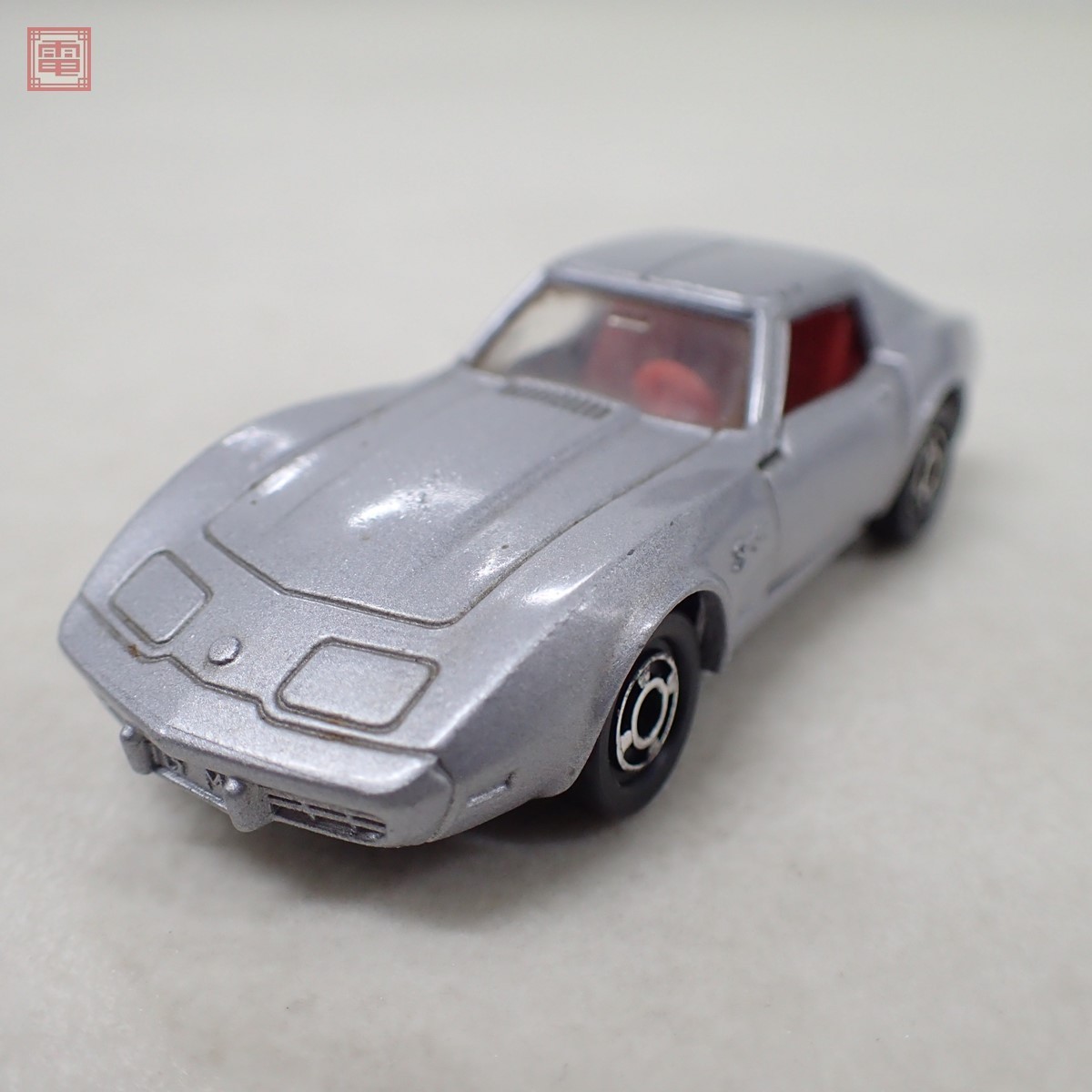 トミカ F21 シボレー コルベット スティングレイ 日本製 青箱 外国車