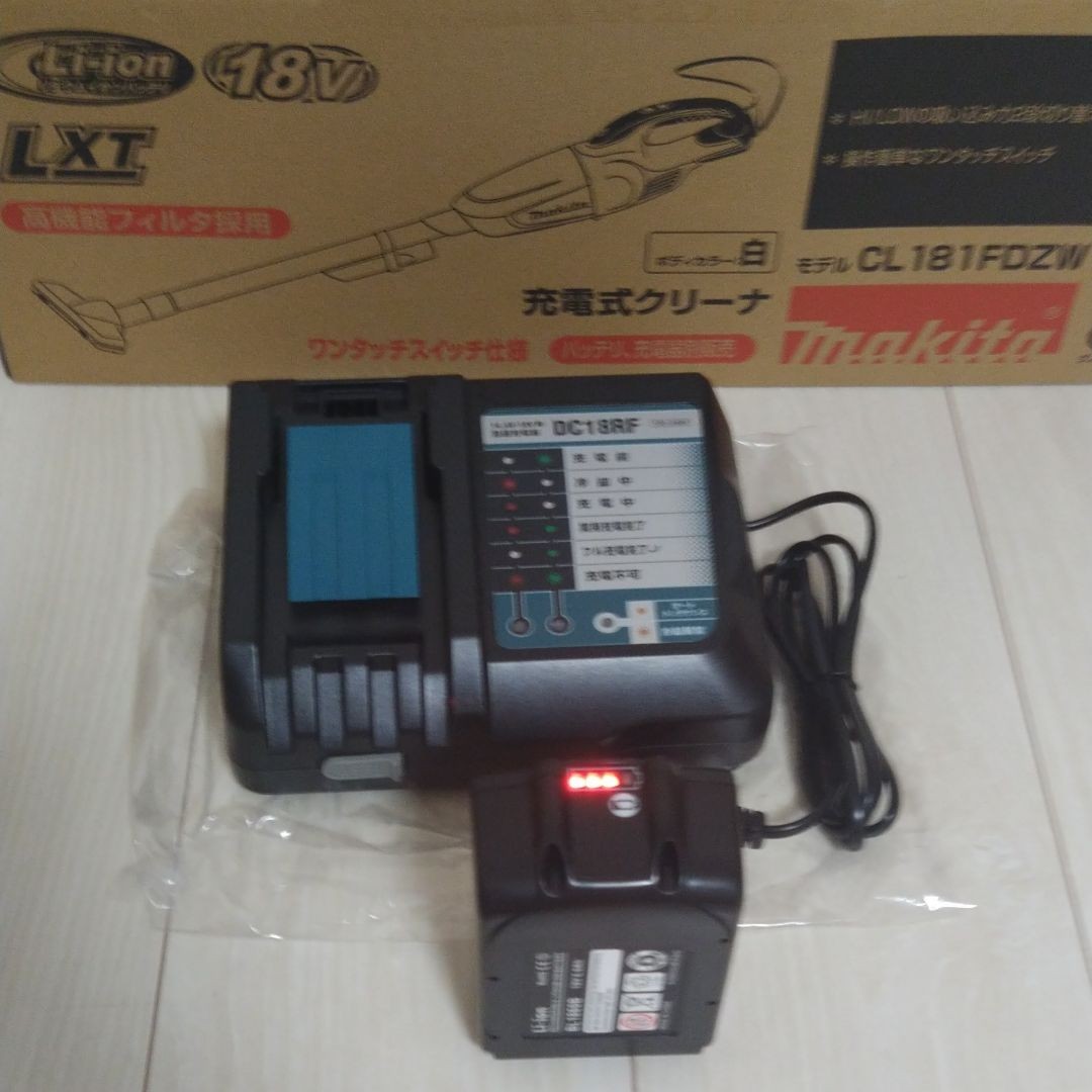 最新サイクロン版! マキタ CL181FDRFW 18V 充電式 クリーナー