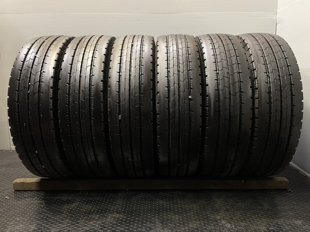 DUNLOP ENASAVE SPLT50 205/70R17.5 115/113L LT 17.5インチ トラック